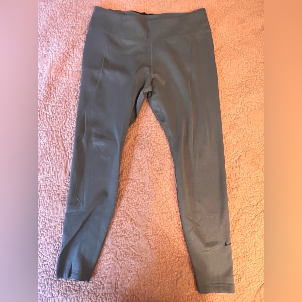 Nike grey leggings